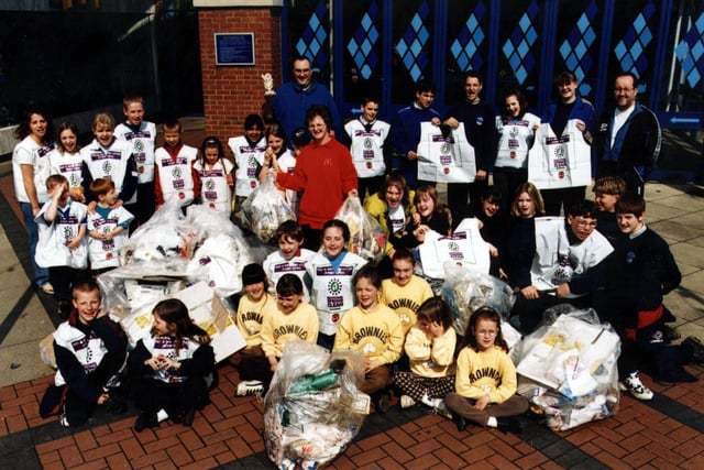 Teams from Beighton Brownies, Reighead School and Westfield School all took part in the 1999 National Spring Clean Campaign to help improve up the local enviroment - featured are Sheffield Councillors Ian Saunders & Chris Rosling - Josephs along with McDonald's, Crystal Peaks, Jean Bernard.
