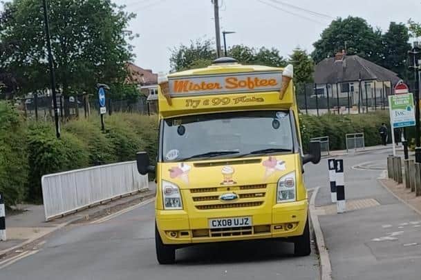 An ice cream vendor was allowed to keep his spot outside a Sheffield school despite road safety fears after a child was hit by a car there.