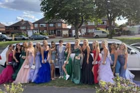 Take a look through these wonderful prom photos.