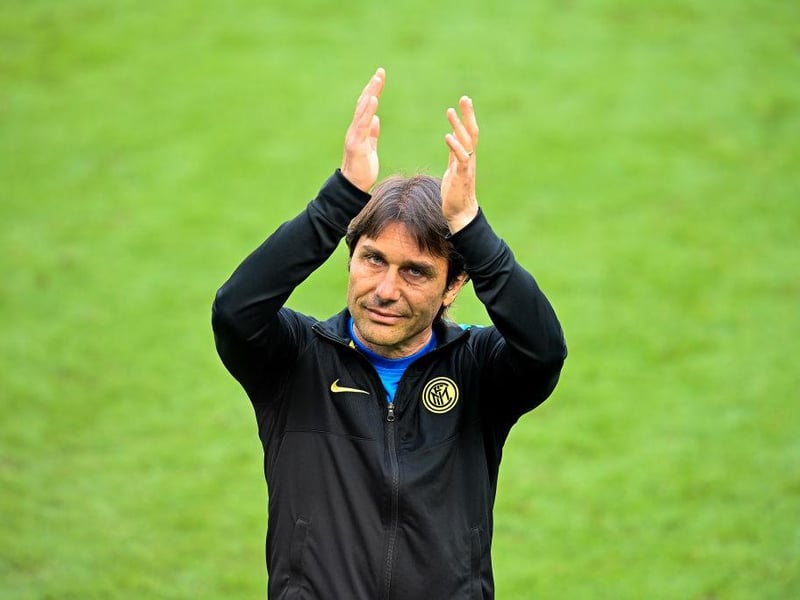 Antonio Conte has been linked with a move to Arsenal after the Gunners lost their opening league game of the season against Brentford. (Tuttosport)
(Photo by Mattia Ozbot/Getty Images)