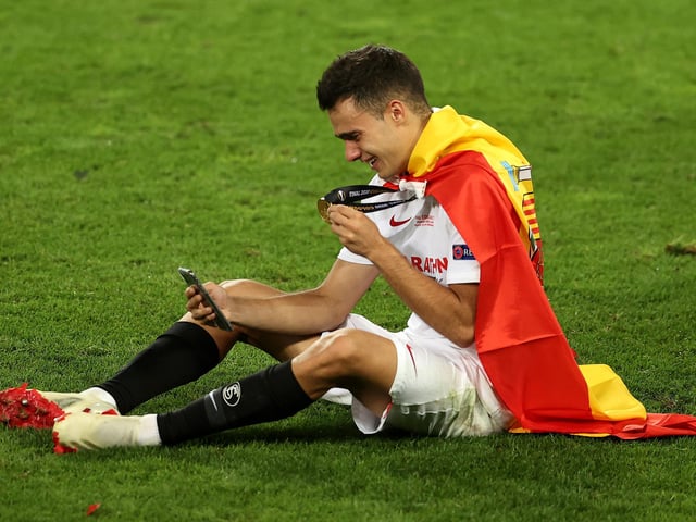 Real Madrid are said to have set an asking price of around €20m for 23-year-old full-back Sergio Reguilon. Man Utd are believed to be keen on the player who impressed on loan at Sevilla last season. (Marca)