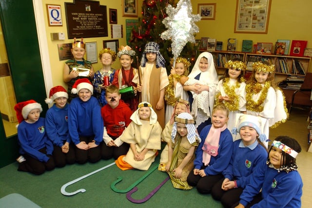Happy faces at the Albert Elliott Primary School during the 2004 Nativity.