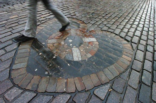 The site of a feared prison, the 'Heart of Midlothian', which is today marked out by a mosaic of stone setts, resonated with Scott. Within a year of the prison's demolition he had penned his novel of the same name. The Heart of Midlothian was published in 1818. Decades later it would serve as the inspiration for the name of a new football team.