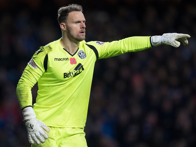 Dundee United goalkeeper Trevor Carson is wanted by Morecambe. The Shrimps are managed by Stephen Robinson who was Carson’s boss at Motherwell. Any deal, however, would have to suit the Tannadice side with the goalkeeper under contract until the end of the season which could mean signing a replacement. (Courier)
