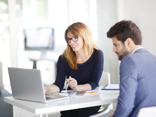 Median annual base salary: 30,941 GBP