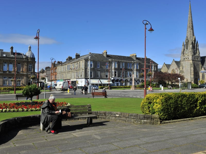 Average House Price 2020 - £204,909.