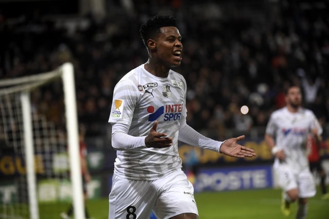 Rangers were unable to tie up a last minute deal for Preston star Daniel Johnson, and instead snapped up Amiens midfielder Bongani Zungu on loan. However, Johnson could still sign a pre-contract in January. (Daily Record)