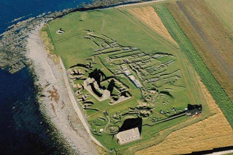 Jarlshof is a Norse settlement in Shetland which was first inhabited by prehistoric people about 4,000 years ago. The Vikings moved in from the ninth century, and a Norse longhouse - the first of its kind found in the British Isles - is one of the excavations uncovered here by archaeologists.
