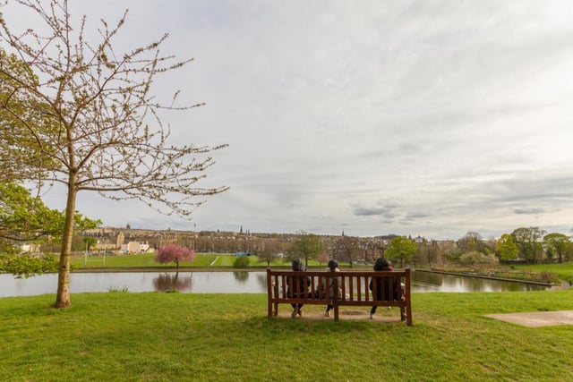 This beautiful park extends across 54 acres and boasts lush meadows, flowers, sports fields, a boating pond, and a playground for youngsters, offering something for all the family.