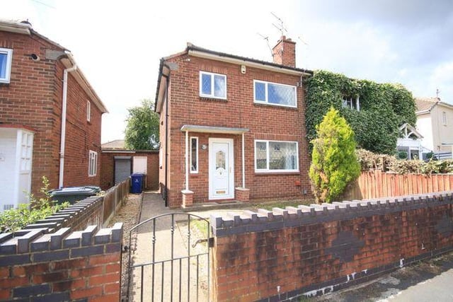 Viewed 1245 times in the last 30 days. This two bedroom semi-detached house has a modern kitchen and bathroom, it is available now. Marketed by Horton Knights, 01302 977850.