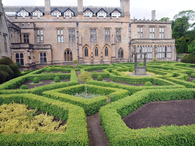 Head to Newstead Abbey and explore 300 acres of parkland, gardens and lake. There are some great places for a picnic.
