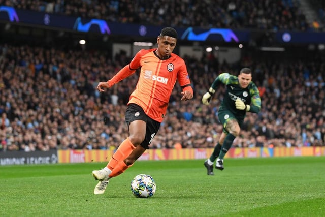 The Magpies and Leicester City are interested in Shakhtar forward Tete. He is nicknamed the ‘Hurricane’ and is reportedly valued at a mega £60m. (Globo Esporte)