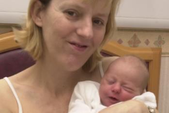 Caroline Adams with her newborn duaghter Kirsty. December 2002.