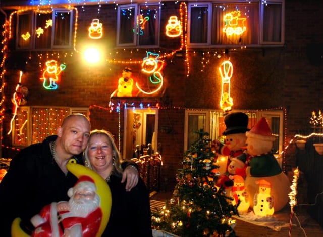 Tracey Mallbar and Tom Hardy in front of their home in Carcroft in 2007.