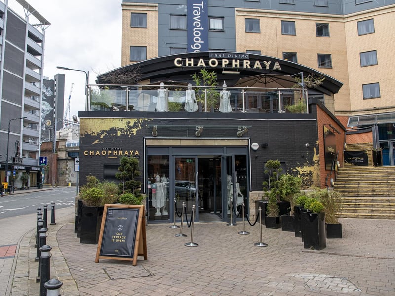 ⭐4.2 from 2,673 reviews.📍 20A, Blayds Court, Swinegate, city centre. 🗣"Everything was spot on: the service was excellent, the food was delicious, the staff were welcoming and the cocktails were so nice. The allergen menu you can get up with the QR code is thorough and easy to use. An all-around excellent experience."