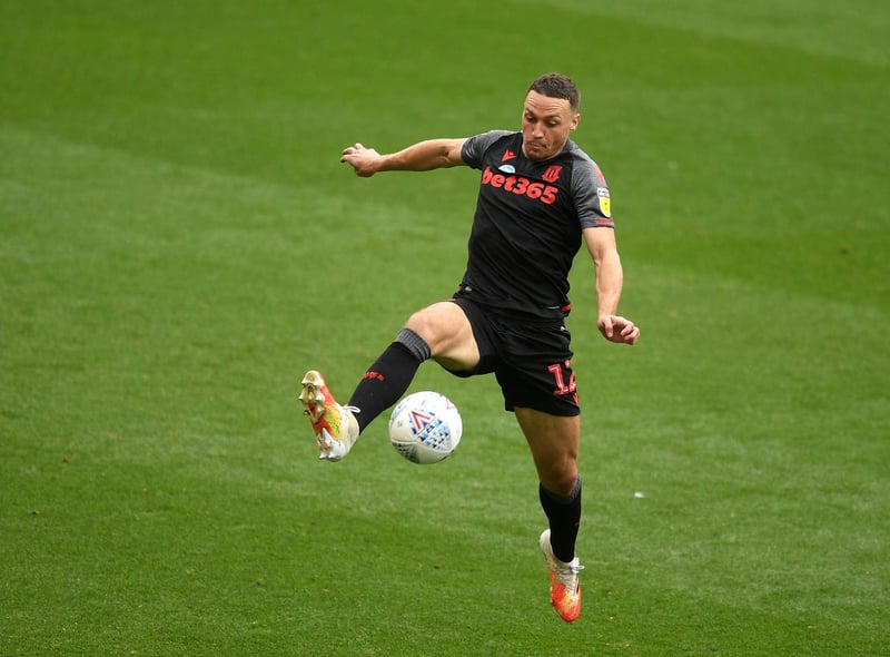 Stoke City are believed to be looking at bringing in free agent defender James Chester, who played half of the season with the Potters before being released by Aston Villa. (Stoke Sentinel)