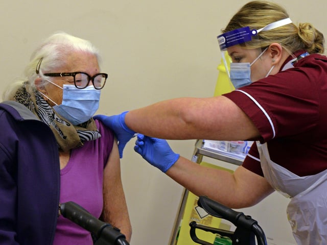 Ann Duggan, is the first to receive the Covid-19 Vaccination in Doncaster. Picture: NDFP-15-12-20-CovidVaccine 4-NMSY