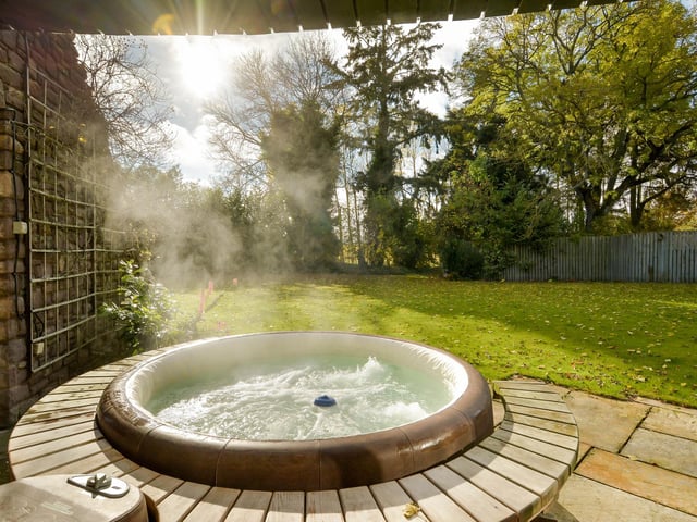 There is a hot tub in the garden, allowing the chance to bathe in nature
