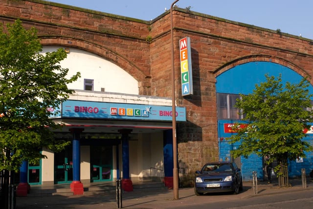 Now a Mecca bingo hall, the Capitol Cinema was opened on September 21 1928 by Gaumont British Theatres. The main entrance to the cinema was through a railway arch. The Capitol closed in 1961.