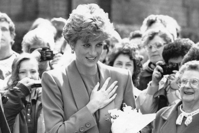 Princess Diana was the centre of attention when she opened Riddings Park Community Centre in 1992.
