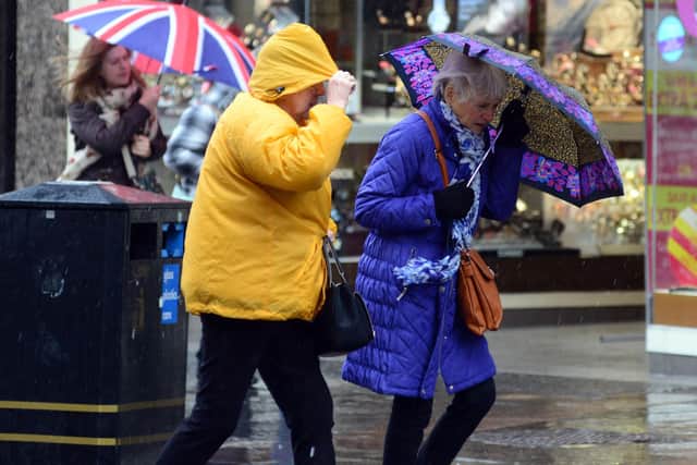 The Met Office has issued a new weather forecast for Sheffield with gale-force winds, sleet and freezing temperatures expected in the city.