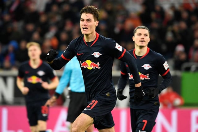 Arsenal and Tottenham are keen on RB Leipzig’s on-loan forward Patrik Schick with the German club unlikely to activate his £26m buyout clause. (Il Tempo via Sport Witness)