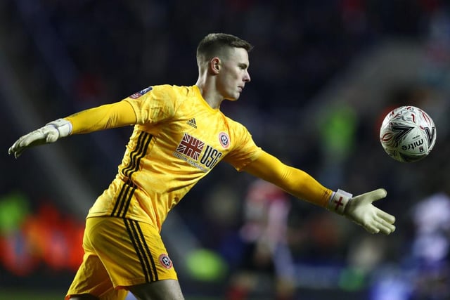 Chelsea are keeping tabs on Dean Henderson in case Manchester United opt to let the Sheffield United loanee leave on a permanent basis. (Daily Mail)