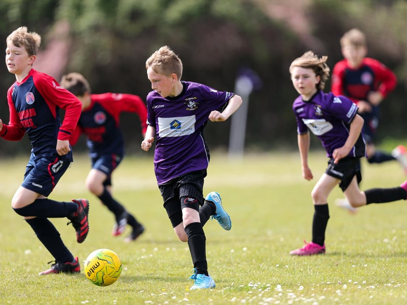 Gosport Falcons U11s Black (in purple) v Swanmore Youth U11s (navy/ red sleeves), Monkton Playing Fields, GosportPicture: Chris Moorhouse (jpns 290521-16)