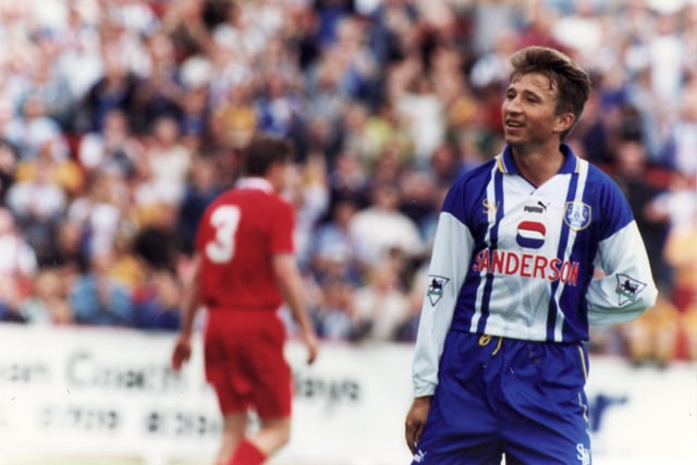 Another one season-wonder, Petrescu was a revelation down the right for David Pleat's Wednesday. Moved on to Chelsea in controversial circumstances.
