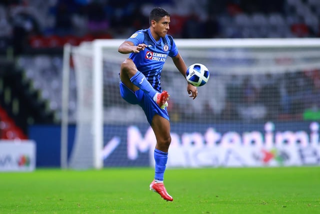 Here we go! A new signing in the starting XI. The Mexican, who was previously utilised as a defensive midfielder, was snapped up for a mere £2.7m from Cruz Azul in January 2022, and is now worth around £28m.