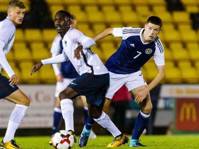 Scotland under-17 Charlie Gilmour, formerly of Arsenal and Norwich, is on the verge of securing a deal with St Johnstone (The Courier)