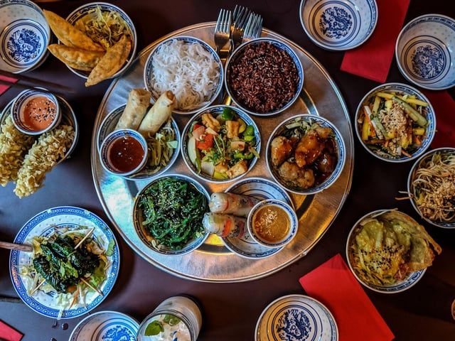 Puti Vegan Cafe on Cambridge Street serves a varied affair of Japanese, Thai, and Korean food, packed full of vegan flavour. Mock meats and tofu mean that it could also appeal to those used to meat on their plates as well.