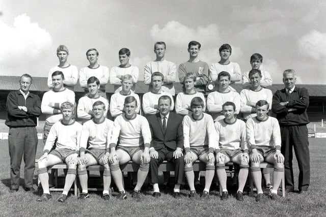 Left to right. Back row; Taylor, Richardson, Morris, Humphreys, Wilson, Derko and Elliott. Middle row; Carter, trainer, Mallinson, Coleman, Brace, Ferns, Gregson, Curry, McKinney, Weaver coach. Front row: McGeorge, Mitchinson, Williams Tommy Cummings, Manager, Overton, Burns and Aldread.