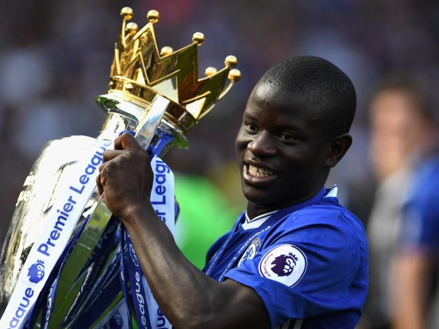 Real Madrid want Chelsea ace N’Golo Kante. The Blues are reportedly willing to listen to offers as the midfielder’s contract begins to run down. The Spanish giants would be willing to add the Frenchman to Zinedine Zidane’s squad.