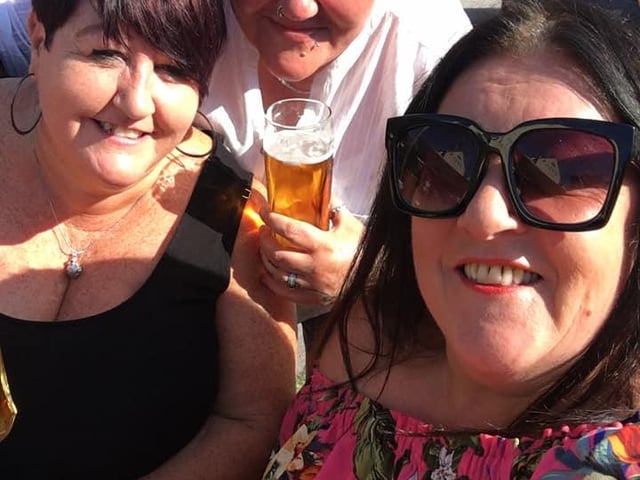 At the Swan in the summer. From Marie Gibbons.