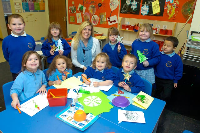 Foxhill Primary School teacher  Hayley Wright with  Class FS2