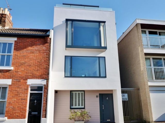 This Grade II-listed, four-bedroom townhouse is up for £650,000. View it here: https://bit.ly/3cMnMJS