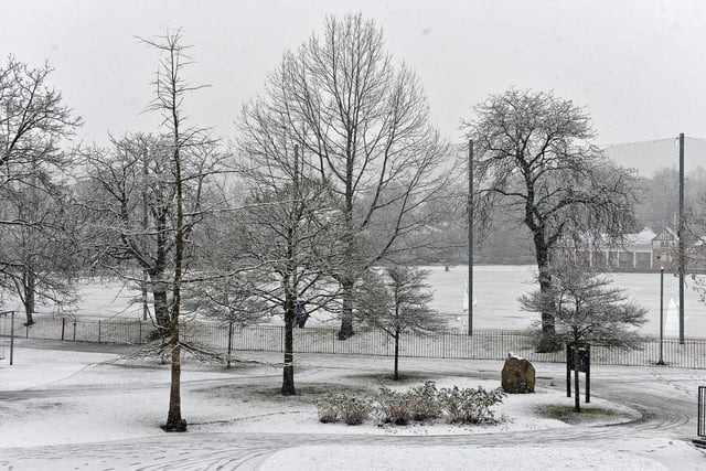 A snowy Queens Park in Chesterfield
