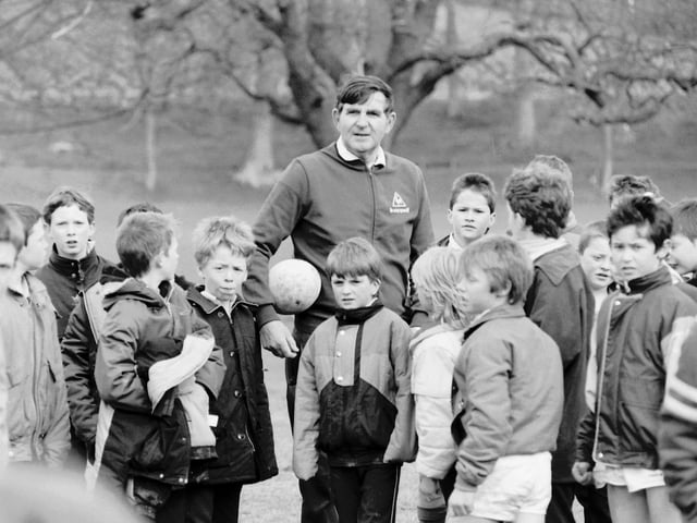 Bill McLaren conducts his last coaching session in Hawick, March 31, 1988.