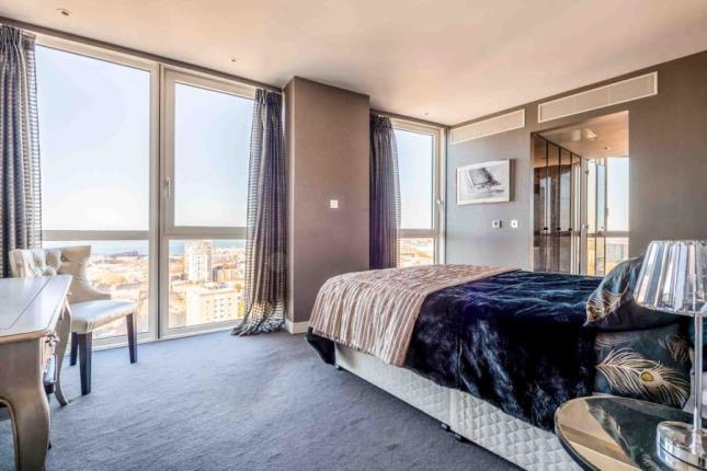 Lipstick Tower - 2 bed flat - £1.1m