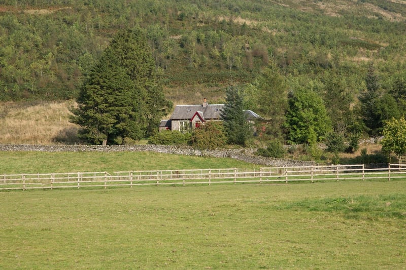 The farmland surrounding the property is currently let seasonally for grazing livestock.