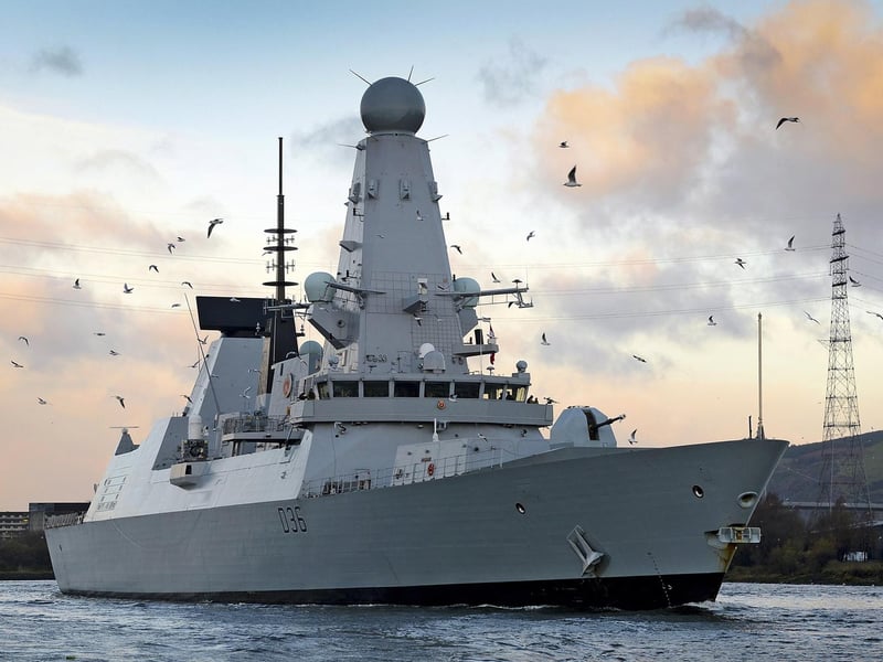 Type 45 destroyer HMS Defender arriving in her affiliated city of Glasgow.