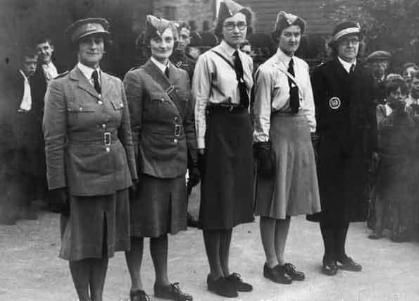 Grace Marian Getty, left, Commandant of the Women's Junior Air Corps, 1941 (u10136)