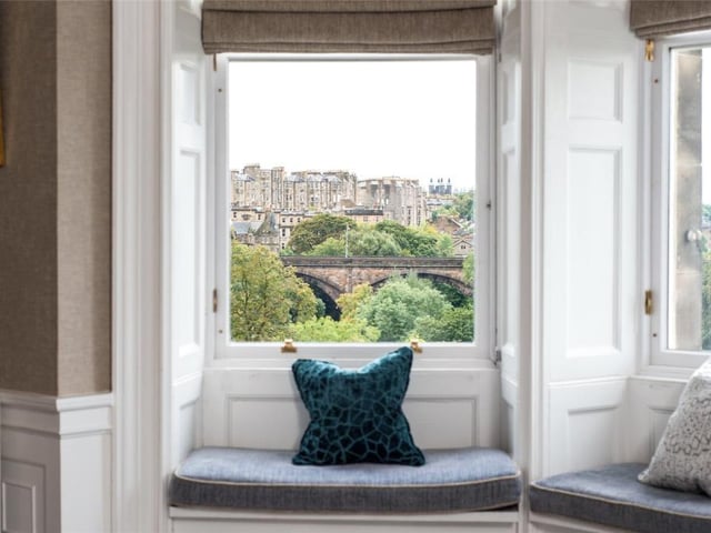 The drawing room has breathtaking views over the Dean Valley to the Dean Bridge and Eton Terrace.