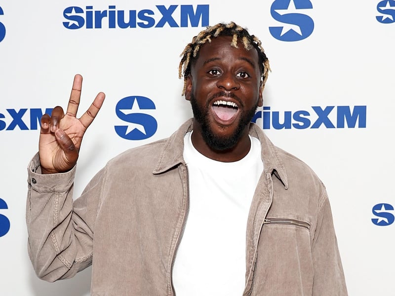 Myles Smith gained recognition as a breakout artist, known for his powerful performances and memorable tracks that have resonated with fans across genres