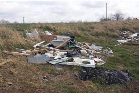 Fly tipping and graffiti hotspots in Sheffield to be fenced off with barriers