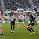 Chris Basham of Sheffield United takes on Matt Ritchie of Newcastle United: Darren Staples / Sportimage