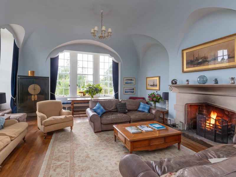 Drawing room.