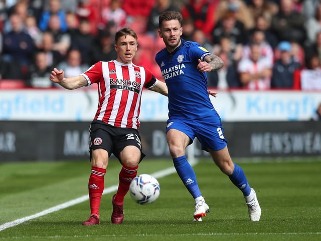 In at right-back in the absence of Baldock with injury, Osborn had the Blades' first chance when his well-struck volley was smartly saved by Phillips. A good pass sent Gibbs-White clear but his touch, for a change, let him down