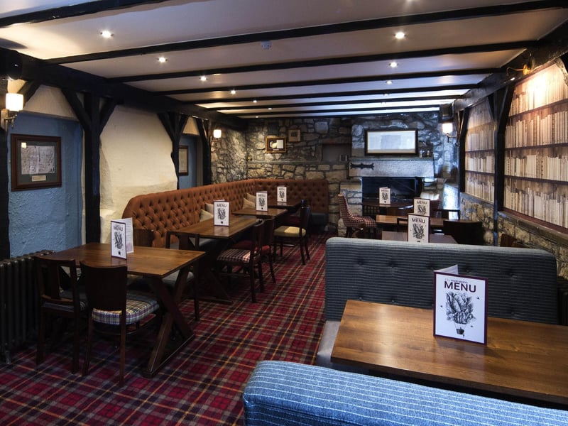 This lovely historic and peaceful West Lothian town is a great place to visit with the family to see the sights including Linlithgow Palace, or head out with friends for some drinks in some of the town's many great watering holes, including here at the Four Mary's pub on the High Street. And with Linlithgow being just 20 minutes away or so by train or car, it's a real hidden gem on our doorstep.